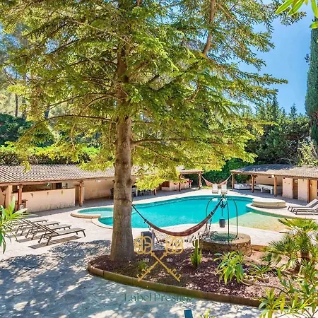 La Bastide Du Vallon וילה